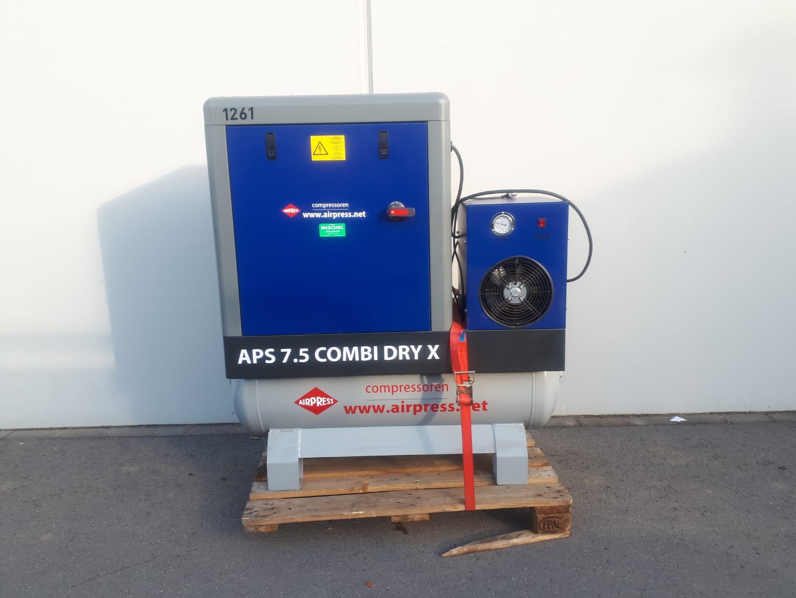Compresseur à vis Airpress – APS 7.5 Combi Dry